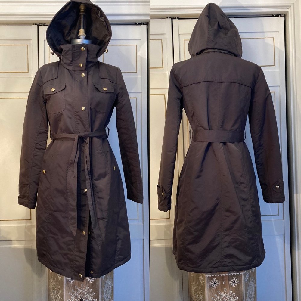 Womens Ellen Tracy Zip-up raincoat in dark olive green, Size S.